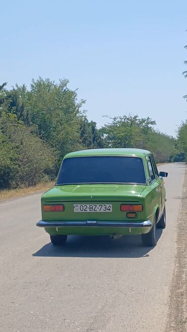 cip maşınlar: VAZ (LADA) 2101: 1.3 l | 1975 il | 22222 km Ofrouder/SUV