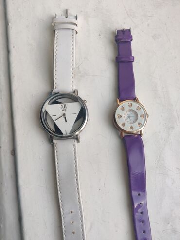 женские часы dg: Часы в отличном состоянии по 200сом, новый по 2500 сом, Диор 1500 сом
