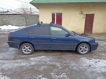 avensis 2001: Toyota Avensis: 2001 г., 2 л, Автомат, Бензин, Хэтчбэк