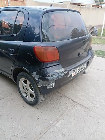 Toyota: Toyota Yaris: 2004 г., Механика, Хэтчбэк — 4