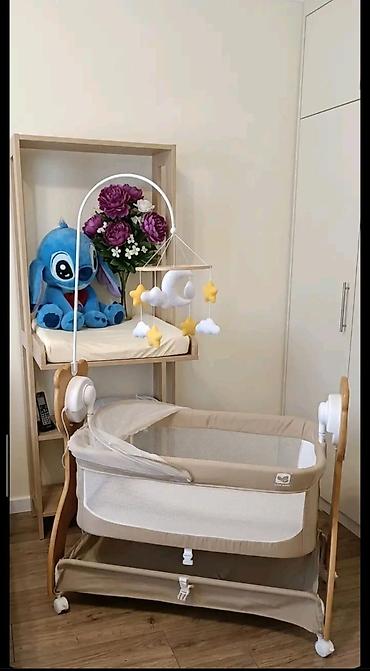 chicco besik: Oğlan və qız üçün, Yeni, Yumru, Beşik, Dəstsiz, Matras ilə, Yellənmə mexanizmsiz — 1