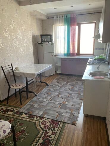 сдам 2 комнатную квартиру на длительный срок рядом джал бишкек: 2 комнаты, Агентство недвижимости, Без подселения, С мебелью полностью