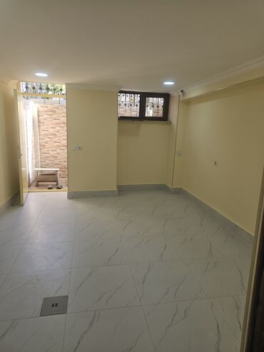 Həyət evləri və villaların satışı: Evin birinci mərtəbəsi kirayə verilir stamatolog,aptek ücün əladi — 8