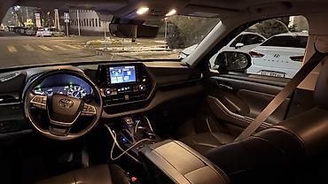 Toyota: Toyota Highlander: 2022 г., 2.5 л, Автомат, Гибрид, Внедорожник — 7