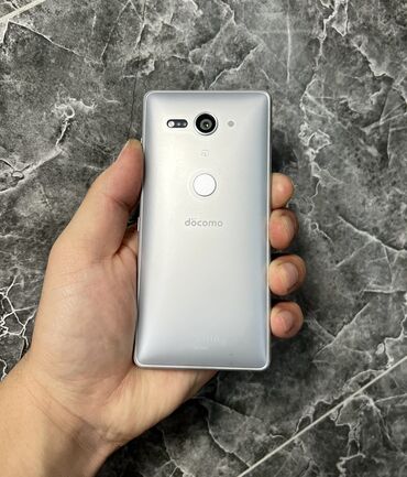 цум телефоны: Sony Xperia Xz2 Compact, цвет - Серебристый, 1 SIM