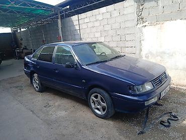 lancer 9: Volkswagen Passat: 1994 г., Седан — 1