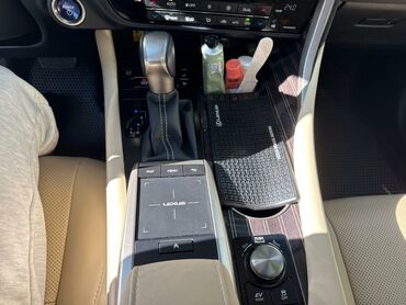 Lexus: Lexus RX: 2021 г., 3.5 л, Вариатор, Гибрид, Кроссовер — 8