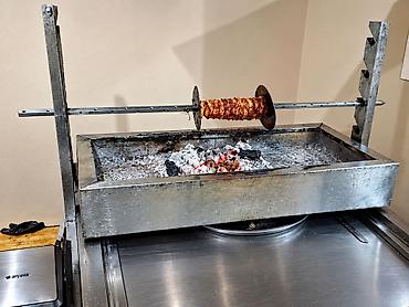 Restoran, kafe avadanlığı: Paslanmayan poladdan hazırlanmış kömürlü fırlanan şiş manqalı. Böyük — 2