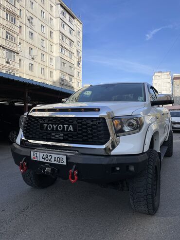 силовые пороги: Toyota Tundra: 2017 г., 5.7 л, Газ, Пикап