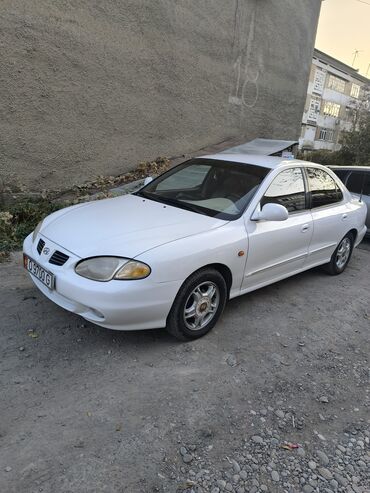 меняю дом на авто: Hyundai Avante: 2000 г., 1.6 л, Механика, Бензин, Седан