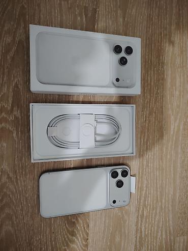 Apple iPhone: IPhone 17 Pro Max, Б/у, 1 ТБ, Белый, Коробка, 100 % — 2