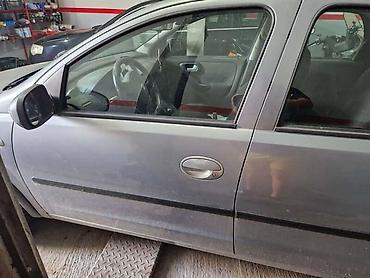 eko hauba: VRATA SIVA BOJA Z163 ZA OPEL CORSA C | Cena je po komadu za gola — 2