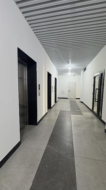 Аренда офисов: Аренда офисов, 90 м², В бизнес центре, 1 линия, С системой безопасности — 4