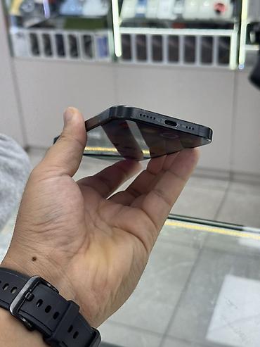 apple 13 pro max: IPhone 15 Pro, Б/у, 1 ТБ, Black Titanium, Зарядное устройство, Защитное стекло, Чехол, 89 % — 4