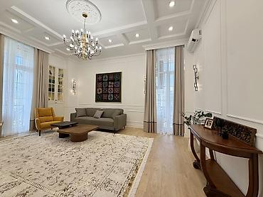 в клубном доме: For rent a new 3 bedroom apartment is available in an exclusive — 3