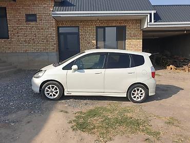 Унаа сатуу: Honda Fit: 2003 г., 1.3 л, Автомат, Бензин, Хетчбек — 2