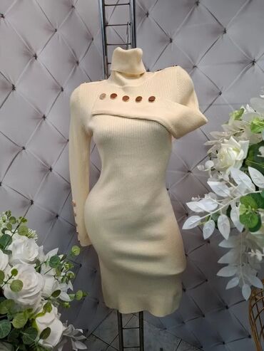 Haljine: I. 12. хаљине од трикотаже 2599 — 2