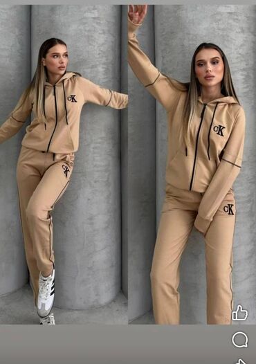 Gornji i donji deo: Ženske pamučne trenerke S,M,L,XL,XXL,3XL veličine za samo 3900 din
pb — 6