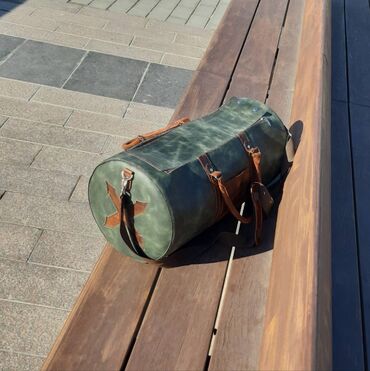 İdman çantaları: İdman çantası Təbii dəridən tamamilə əl işi olan idman çantası — 20