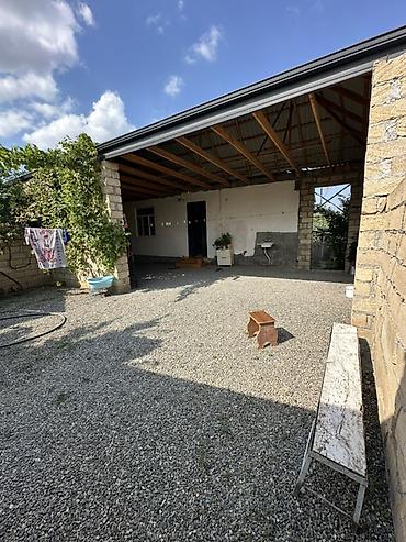 ağ şəhər: Satılır: 2 otaqlı həyət evi (fotoşəkillərdə) - Geniş dəhliz, taxta — 10