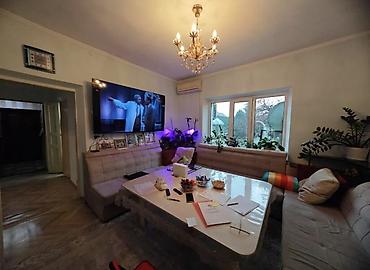 Продажа коттеджей и домов: 🔹 ПРОДАЁТСЯ ДВУХЭТАЖНЫЙ ПОЛДОМА С УЧАСТКОМ 6 СОТОК 📍 Район Церкви — 4