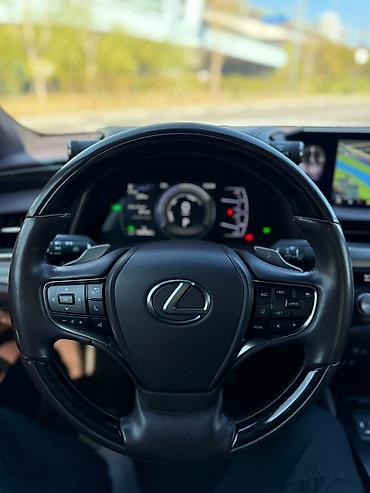 Lexus: Lexus ES: 2022 г., Гибрид, Седан — 16
