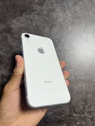 сим: IPhone Xr, Б/у, 128 ГБ, Белый, Чехол, 77 %
