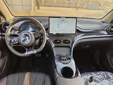 BYD: BYD E2: 2025 г., Электромобиль, Хэтчбэк — 9