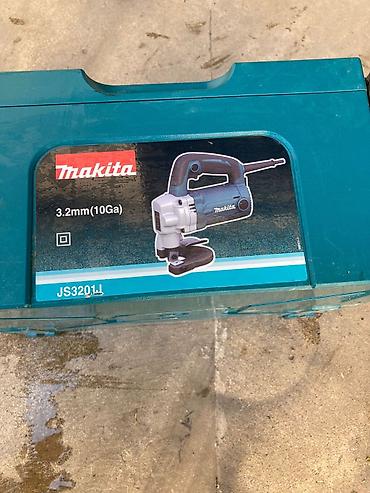 boş: Makita List kesici Az işlenib 700 Azn alınıb Qiymetde cuzi Endirim — 2