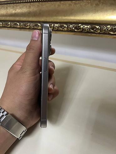iphone 11pri: IPhone 15 Pro, Б/у, 128 ГБ, Natural Titanium, Зарядное устройство, Защитное стекло, Чехол, 80 % — 4