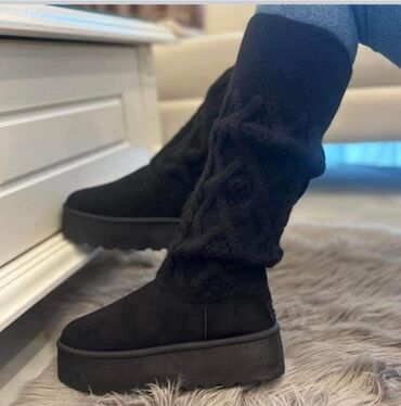 nepromočive čizme: Ugg boots, color - Black, 41