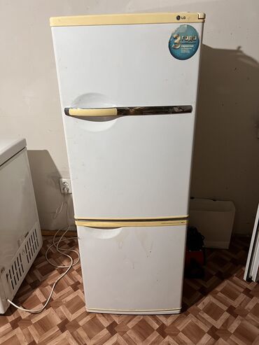 рассрочка холодильников: Холодильник Electrolux, Б/у, Двухкамерный, 60 * 150 *