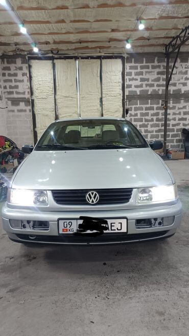 passat b: Volkswagen Passat: 1995 г., 2 л, Автомат, Бензин, Седан