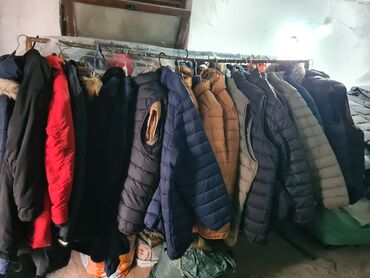 Ostalo: Muške i ženske lagane puffer jakne - Model: kratke, prošivene puffer — 11