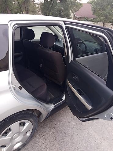 тойота isis: Toyota Ist: 2002 г., 1.3 л, Автомат, Бензин, Хэтчбэк — 3