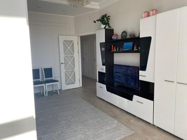 Продажа квартир: 2 комнаты, 70 м², Элитка, 9 этаж, Косметический ремонт