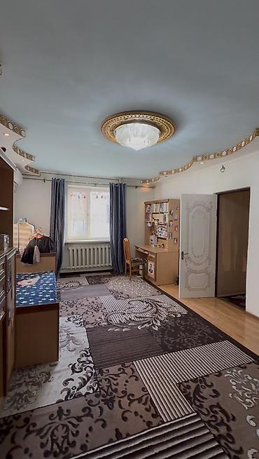 Продажа коттеджей и домов: Продаётся двухэтажный частный дом с закрытым двором и навесом — 4