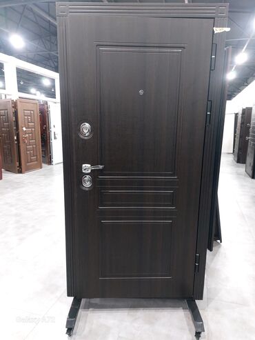 Giriş qapıları: Dəmir giriş qapıları – müasir dizayn və gücləndirilmiş təhlükəsizlik — 3