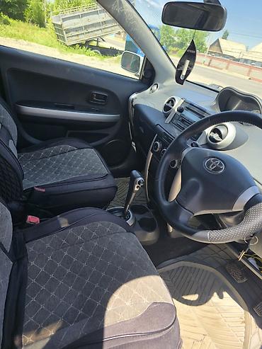 voxy noah: Toyota Ist: 2003 г., 1.5 л, Автомат, Бензин, Хэтчбэк — 1