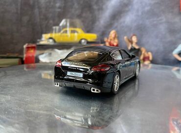 Avtomobil modelləri: Mercedes, 2010 il, 1:35, Dəmir, Ödənişli çatdırılma — 12