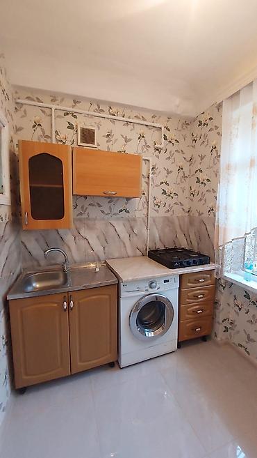 qubada satilan evler: Bakı, 2 otaqlı, Köhnə tikili, m. Neftçilər, 46 kv. m — 5