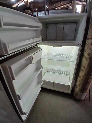 куплю рабочий холодильник: Холодильник Б/у, Двухкамерный, No frost, 80 * 170 * 70 — 3