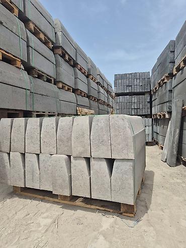 Тротуарные бордюры: Бордюрный камень и тротуарная плитка ; ;; Ассортимент: - Дорожные и — 8