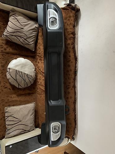 jeep wj: Ön, Jeep Wrangler Overland 2021 2023 2023 il, ABŞ, Ünvandan götürmə — 6