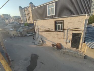 Həyət evləri və villaların satışı: 3 otaqlı iki mərtəbəli həyət evi - Plan: 2 mərtəbə, daxili pilləkənli — 2