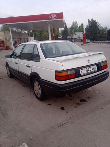 рав 4 2017 цена бишкек: Volkswagen Passat: 1988 г., 1.8 л, Механика, Бензин, Седан