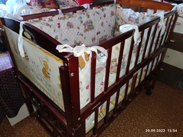 кровать качалка детская: Продается детская кровать качалка! В отличном состоянии с бортиками