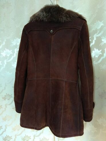 Дубленки: Продаю: 1. Дублёнку женская, цвет коричневый, б/у в очень хорошем — 5