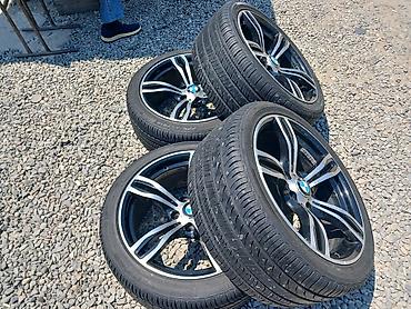 Колеса в сборе: BMW R-18 disk təkər dəsti modeli m5. arxa diskin birində qaynaq olub — 2