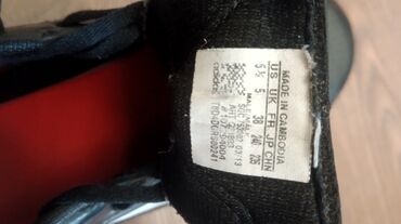 вратарские перчатки бишкек: Бутсы шипы 38 размер носил не много размер стал маленький хорошее